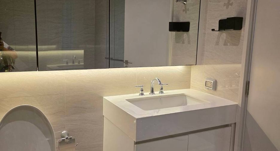 À vendre 1 chambre condo à Pathum Wan, Bangkok