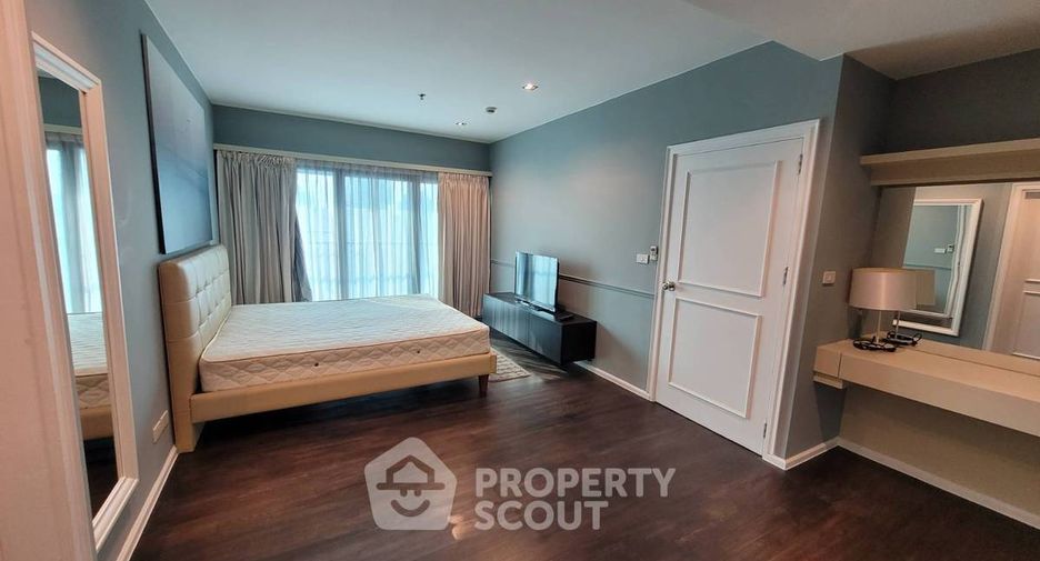 À vendre 2 chambres condo à Khlong Toei, Bangkok