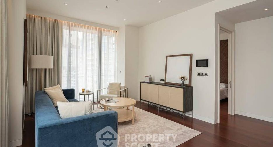 For sale 3 bedrooms condo in Watthana, Bangkok