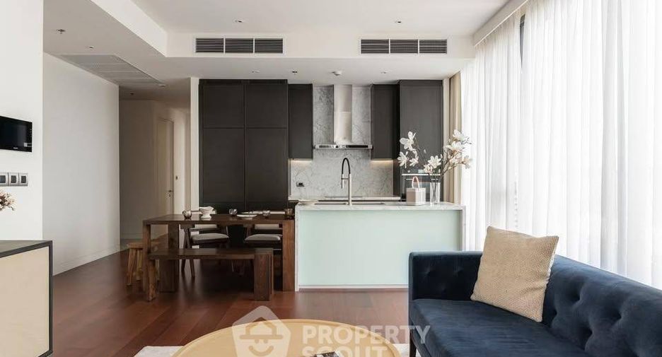 For sale 3 bedrooms condo in Watthana, Bangkok