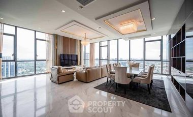 À vendre 3 chambres condo à Watthana, Bangkok