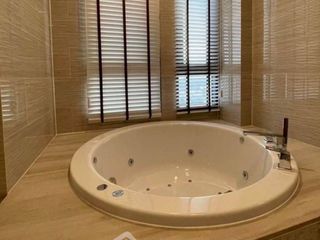 For rent 4 bedrooms condo in Bang Na, Bangkok