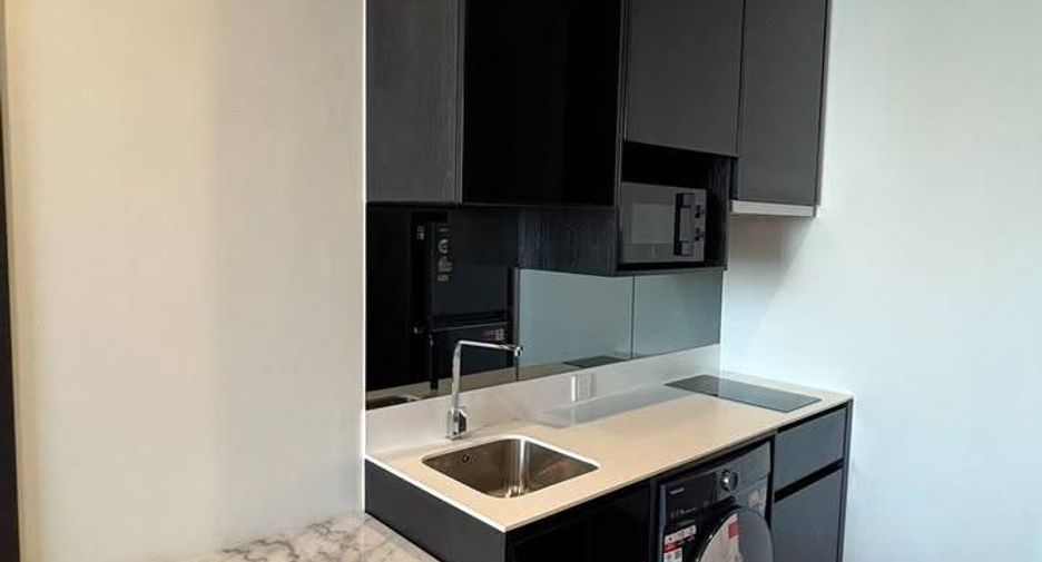 For rent 1 bed condo in Phaya Thai, Bangkok