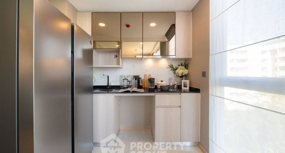 For sale 2 bedrooms condo in Watthana, Bangkok