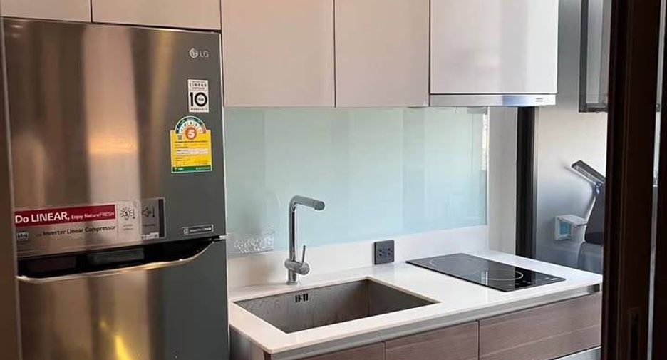 For sale 1 bed condo in Bang Phlat, Bangkok