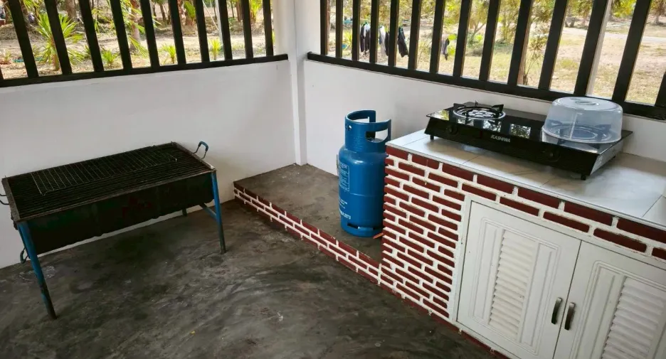 Casa en venta y en alquiler de 1 habitaciones en Pran Buri, Prachuap Khiri Khan