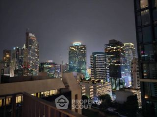 出售 1 卧室 公寓 在 Pathum Wan, 曼谷