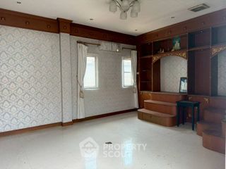 For sale 3 bedrooms villa in Bang Saray, Pattaya