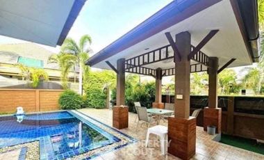 Villa zum Kauf mit 2 Zimmer in Huay Yai, Pattaya