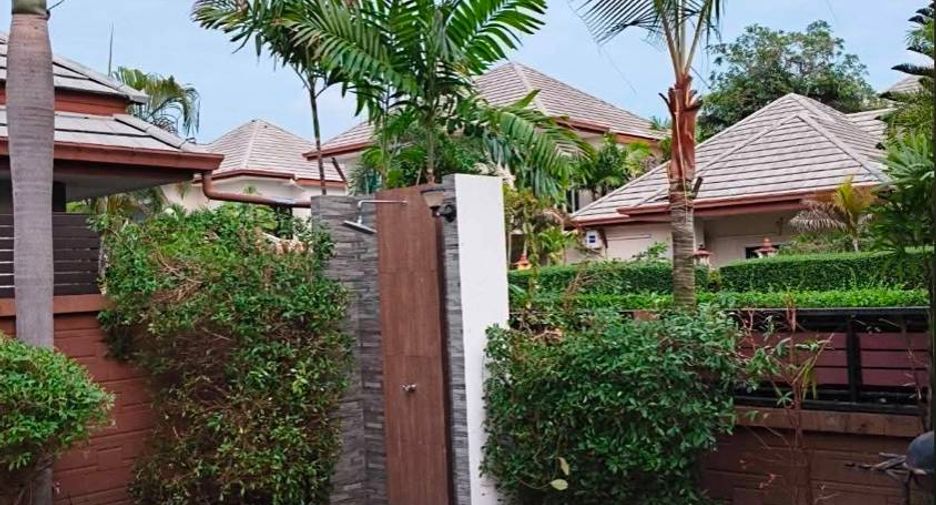 Villa zum Kauf mit 2 Zimmer in Huay Yai, Pattaya