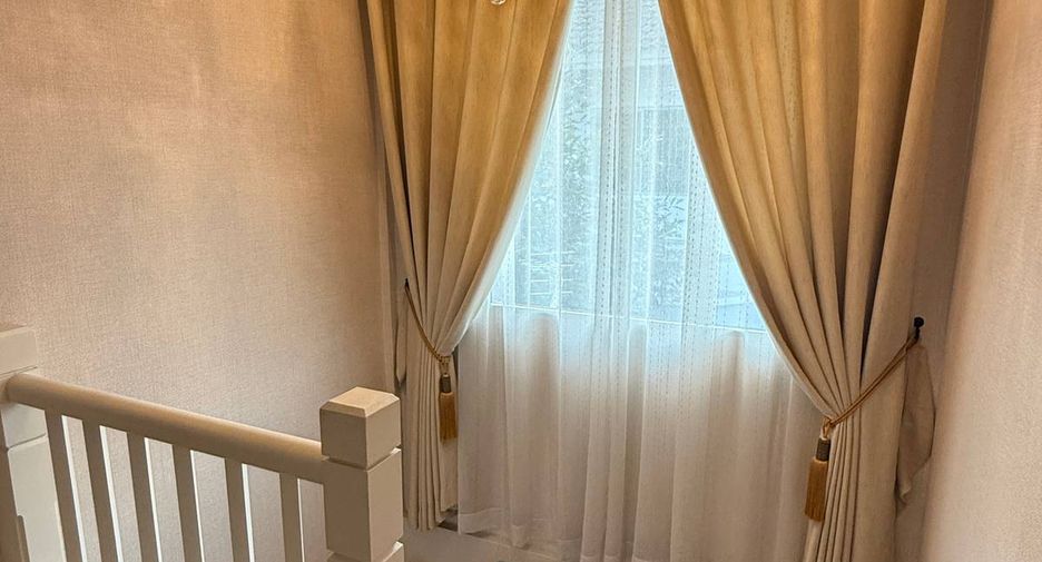 Haus zum Kauf mit 3 Zimmer in Lat Krabang, Bangkok