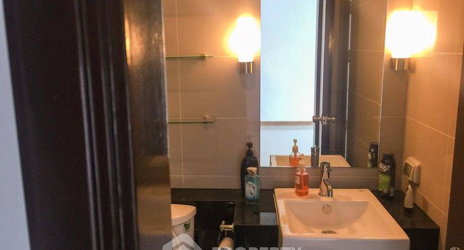 For sale 1 bed condo in Bang Kho Laem, Bangkok
