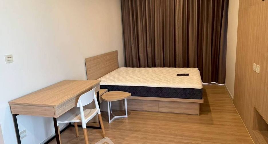 For rent and for sale 3 bedrooms condo in Phaya Thai, Bangkok