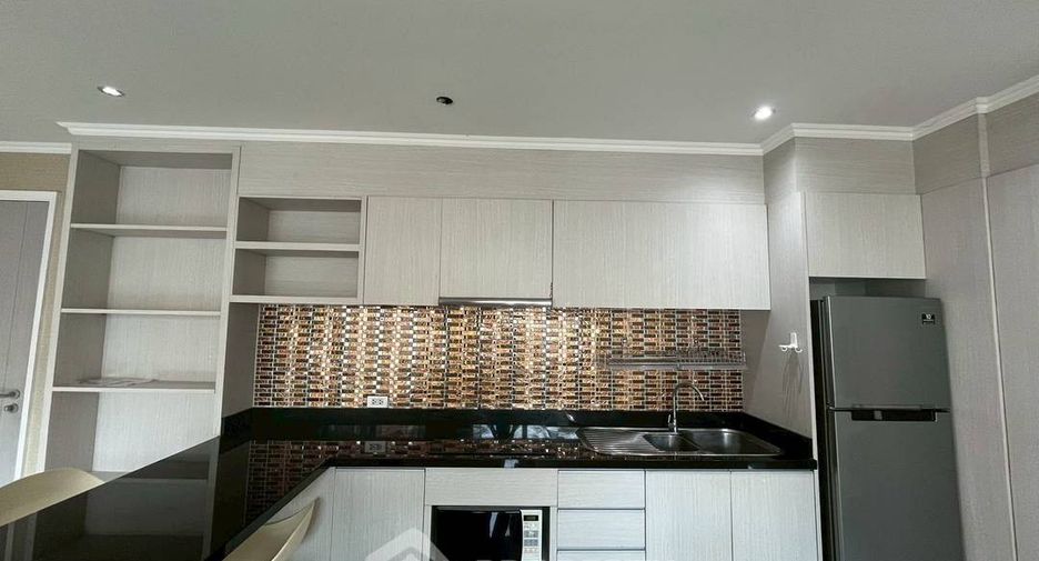 For sale 2 bedrooms condo in Jomtien, Pattaya