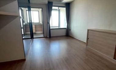Wohnung zum Kauf mit 1 Zimmer in Yan Nawa, Bangkok
