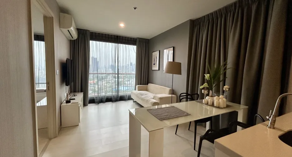 For rent 1 bed condo in Khlong Toei, Bangkok