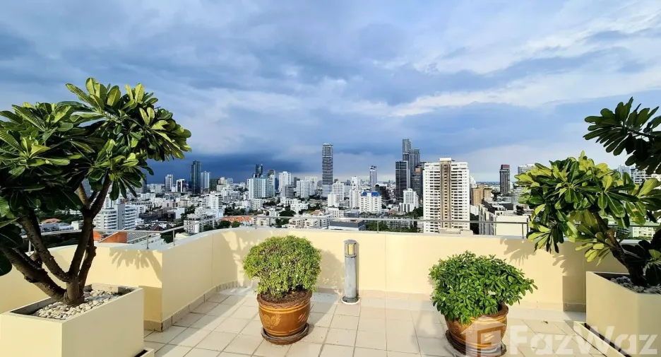 Apartamento en alquiler de 4 habitaciones en Watthana, Bangkok