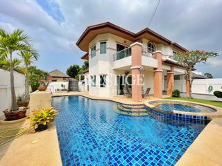 Haus zur Miete mit 3 Zimmer in Bang Lamung, Chonburi
