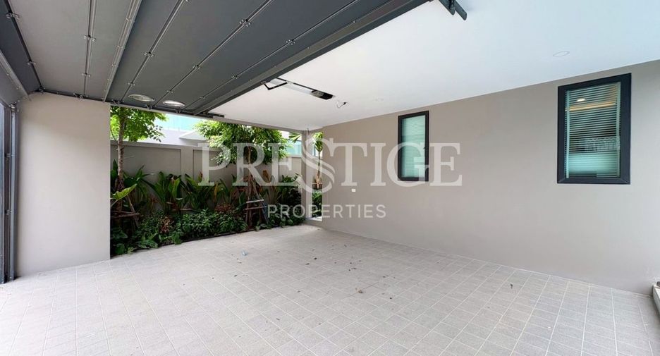 À vendre 5 chambres maison à Bang Lamung, Chonburi