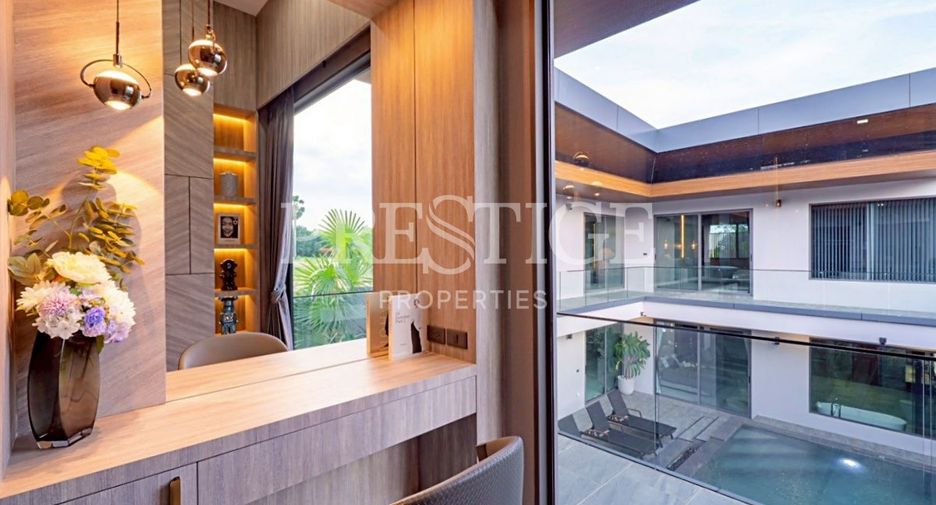 For sale 6 bedrooms house in Bang Lamung, Chonburi