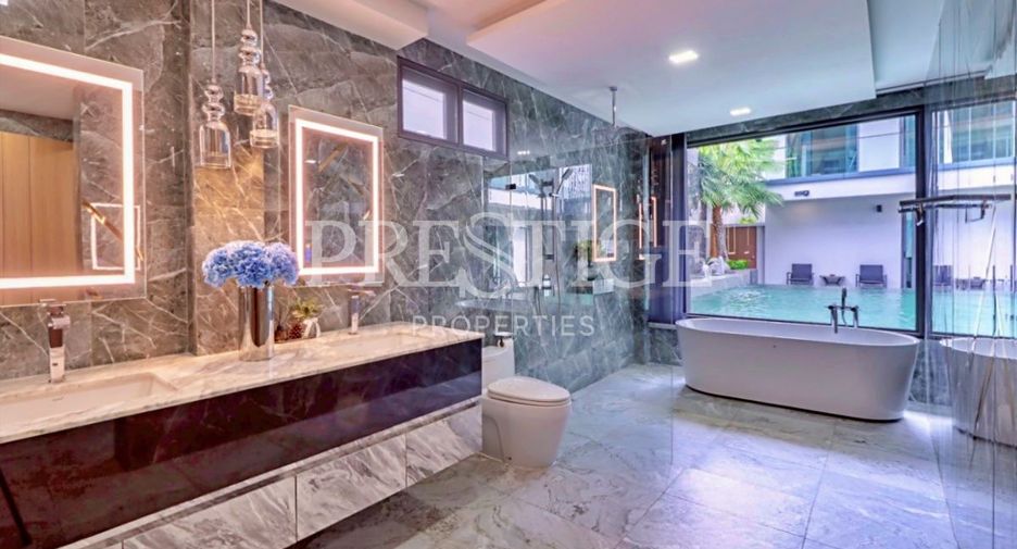 For sale 6 bedrooms house in Bang Lamung, Chonburi