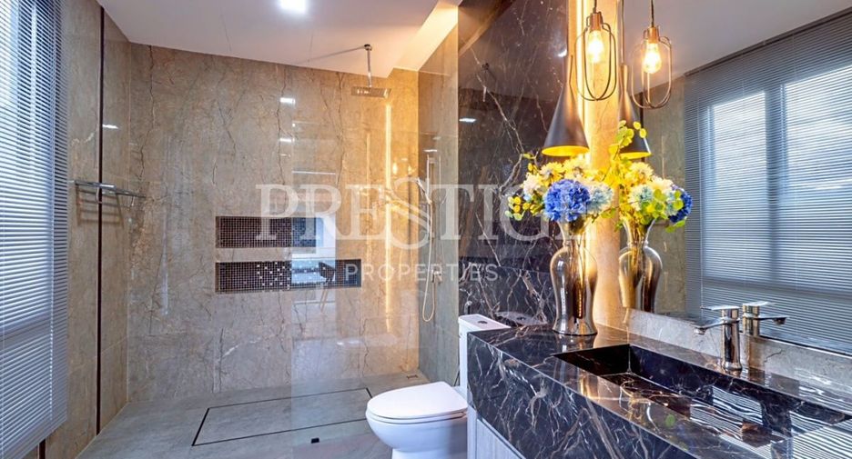 For sale 6 bedrooms house in Bang Lamung, Chonburi