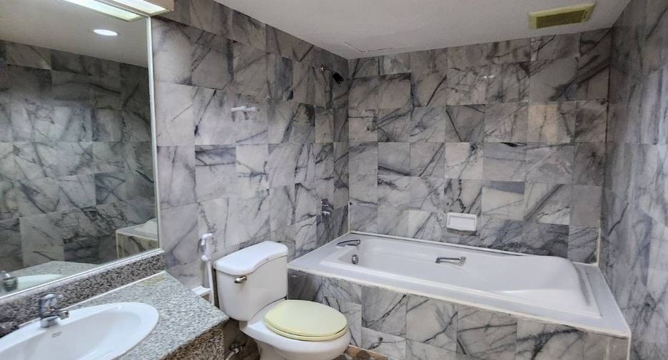 Wohnung zum Kauf und zur Miete mit 2 Zimmer in Bang Rak, Bangkok