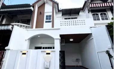 À louer 3 chambres maison à Mueang Phuket, Phuket