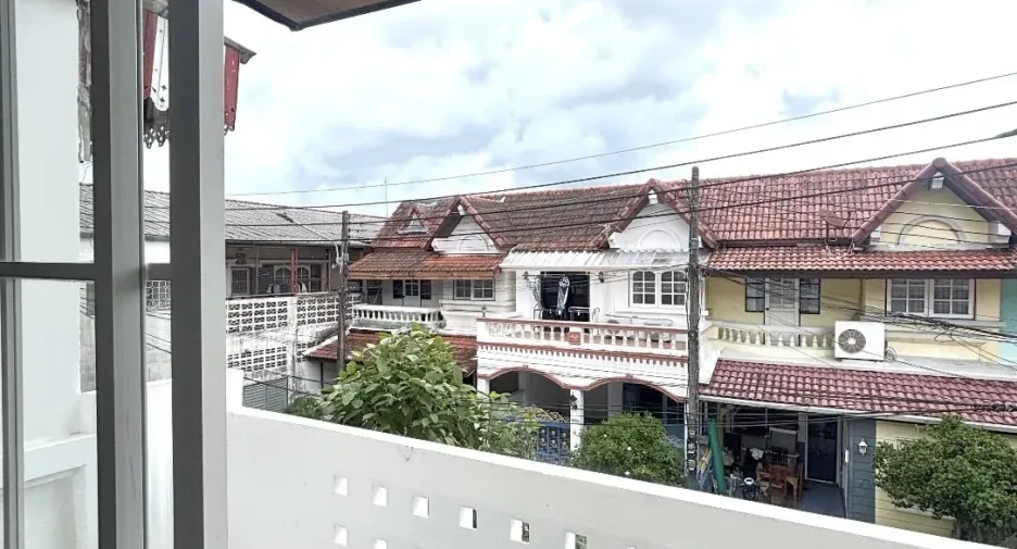 À louer 3 chambres maison à Mueang Phuket, Phuket