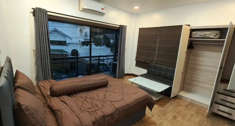 For rent 3 bedrooms villa in Mueang Phuket, Phuket