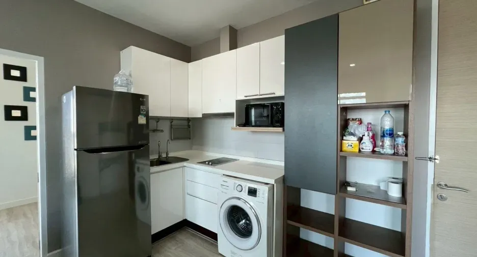 For rent 2 bedrooms condo in Bang Na, Bangkok