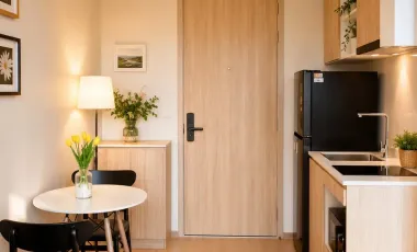 For sale 1 bed condo in Huai Khwang, Bangkok