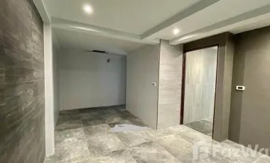 For sale 5 bedrooms house in Din Daeng, Bangkok