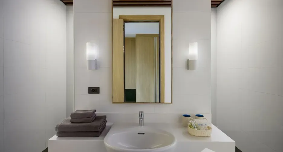 For sale 65 bedrooms hotel in Mueang Krabi, Krabi