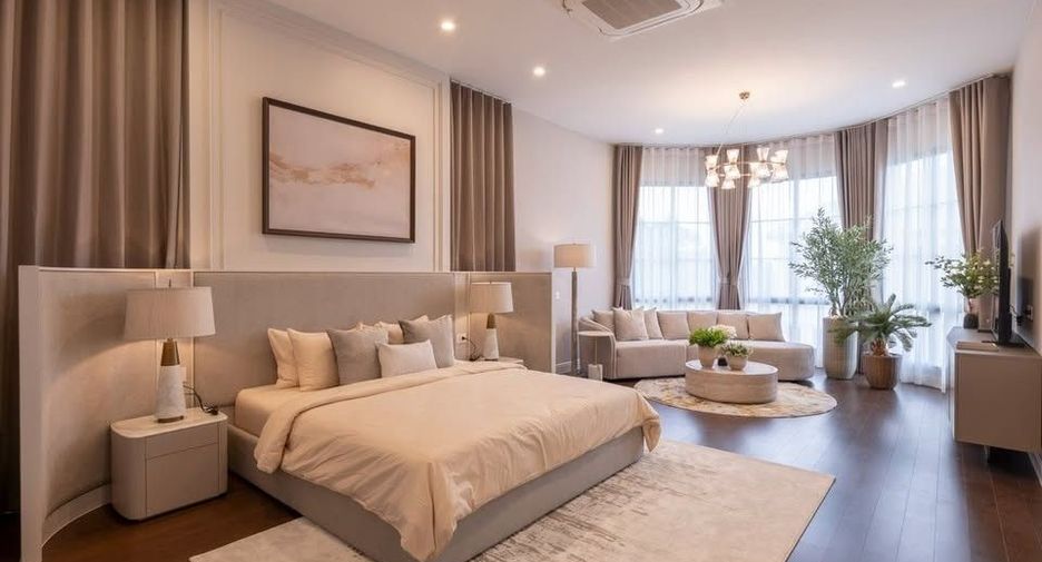 Casa en alquiler de 5 habitaciones en Bang Kapi, Bangkok