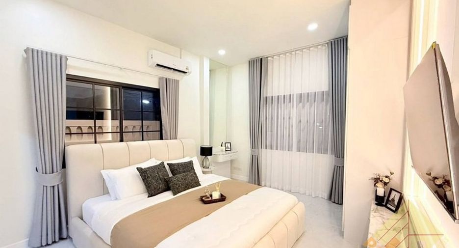 出售 3 卧室 独立屋 在 Bang Lamung, Chon Buri