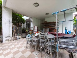 Casa en venta de 5 habitaciones en Huai Khwang, Bangkok