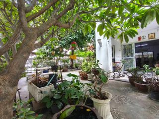 Casa en venta de 5 habitaciones en Huai Khwang, Bangkok