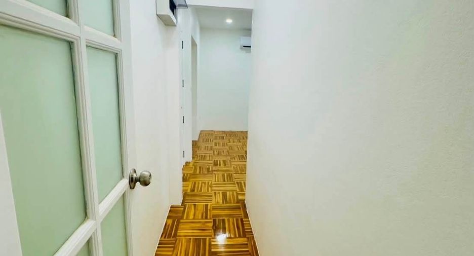 For sale 3 bedrooms house in Bang Lamung, Chonburi