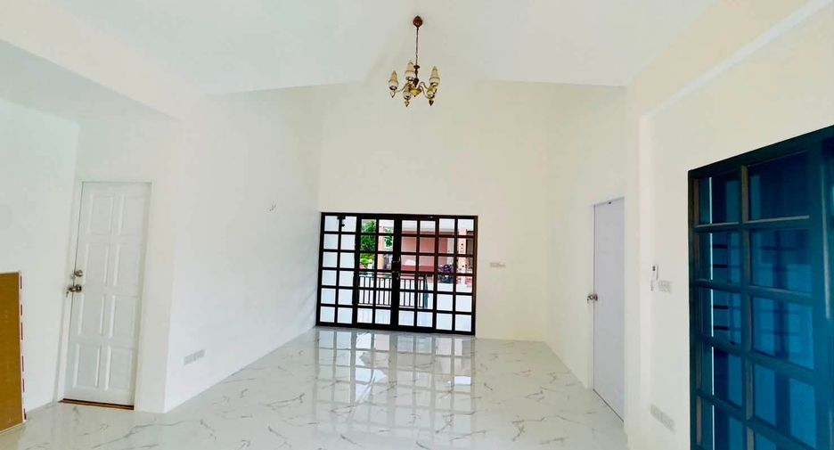 For sale 3 bedrooms house in Bang Lamung, Chonburi