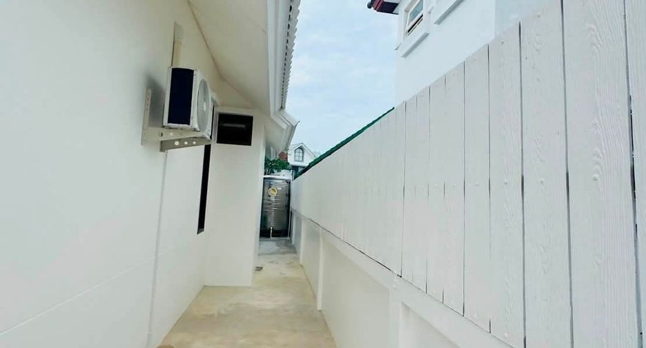 For sale 3 bedrooms house in Bang Lamung, Chonburi