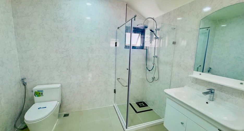 For sale 3 bedrooms house in Bang Lamung, Chonburi