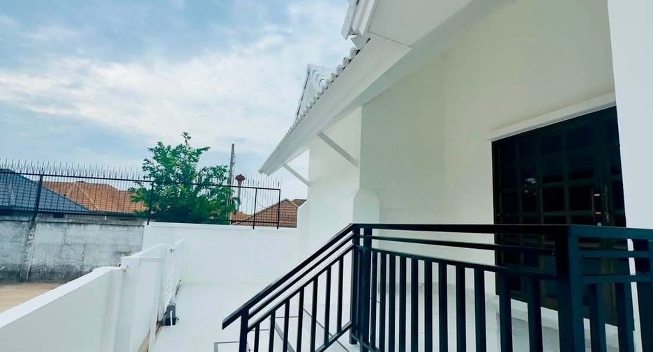 For sale 3 bedrooms house in Bang Lamung, Chonburi