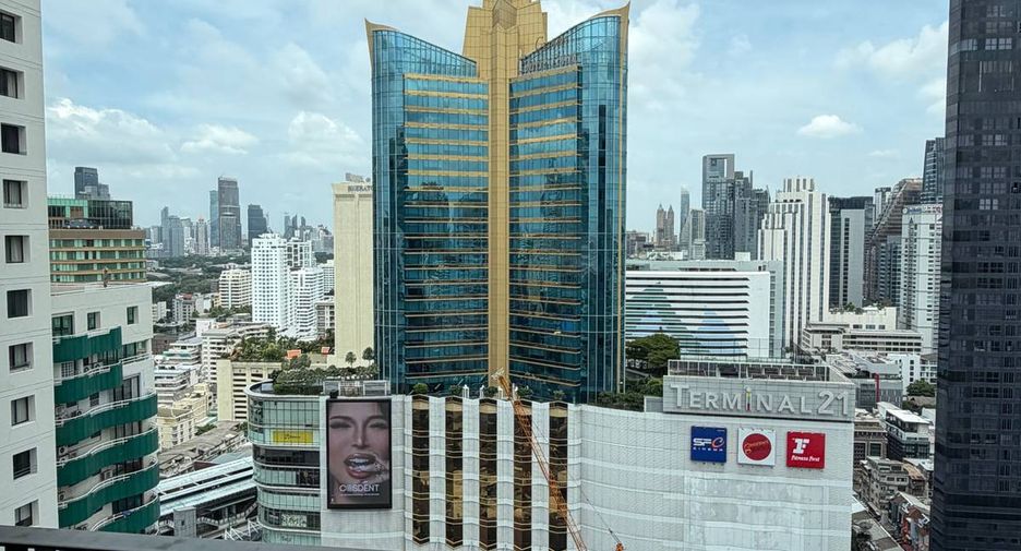 Condo en alquiler de 2 habitaciones en Khlong Toei, Bangkok