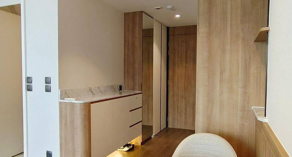 Condo en alquiler de 1 habitaciones en Khlong Toei, Bangkok