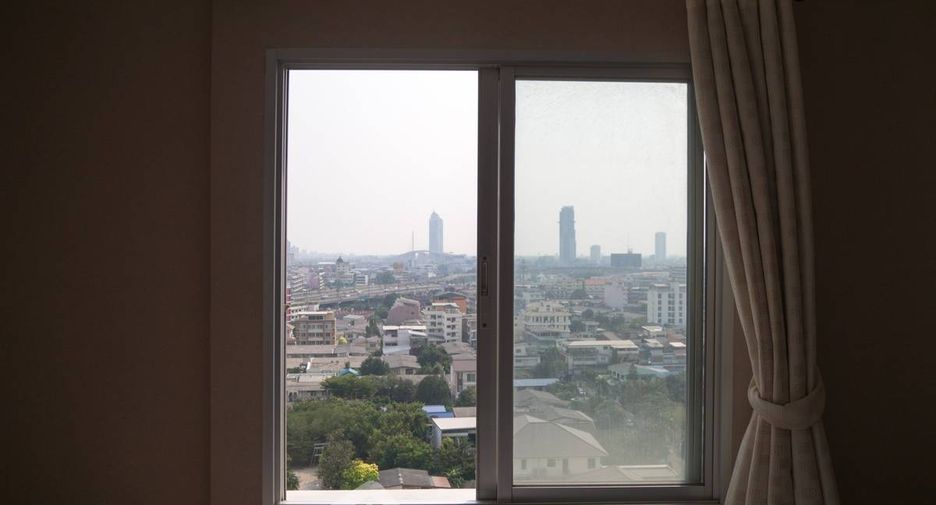 À louer 2 chambres condo à Yan Nawa, Bangkok
