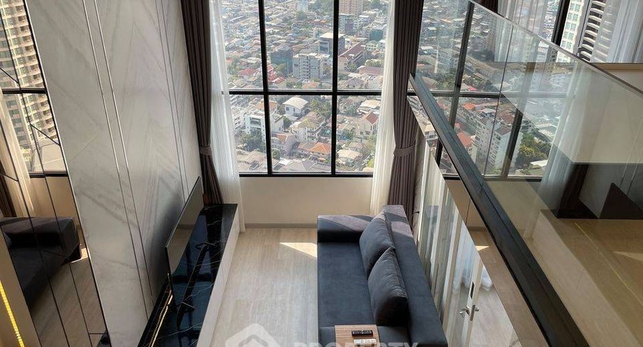 Condo en alquiler de 1 habitaciones en Sathon, Bangkok