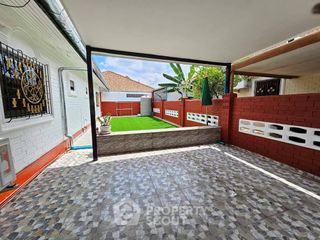For rent 4 bedrooms house in Bang Lamung, Chonburi