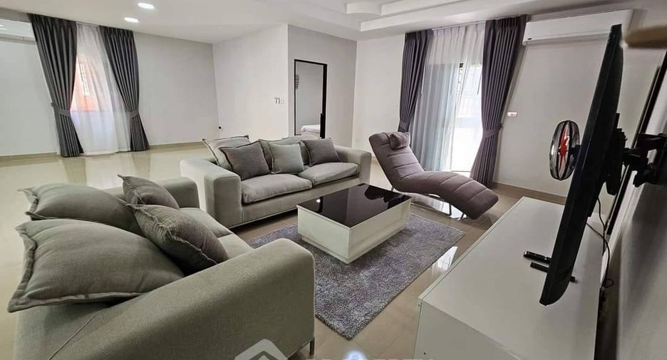 For rent 4 bedrooms house in Bang Lamung, Chonburi