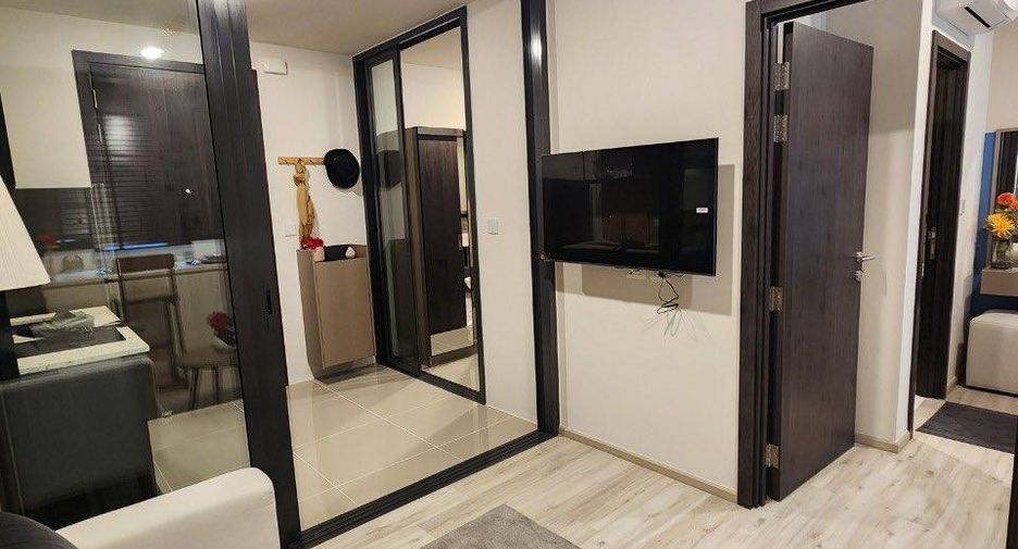 À louer 1 chambre condo à Huai Khwang, Bangkok